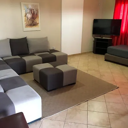 Ardo * Golem (Tirana)